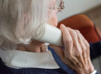 seniorka emerytka telefon