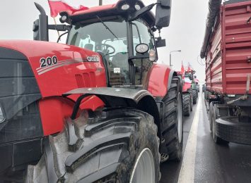 rolnicy traktor protest